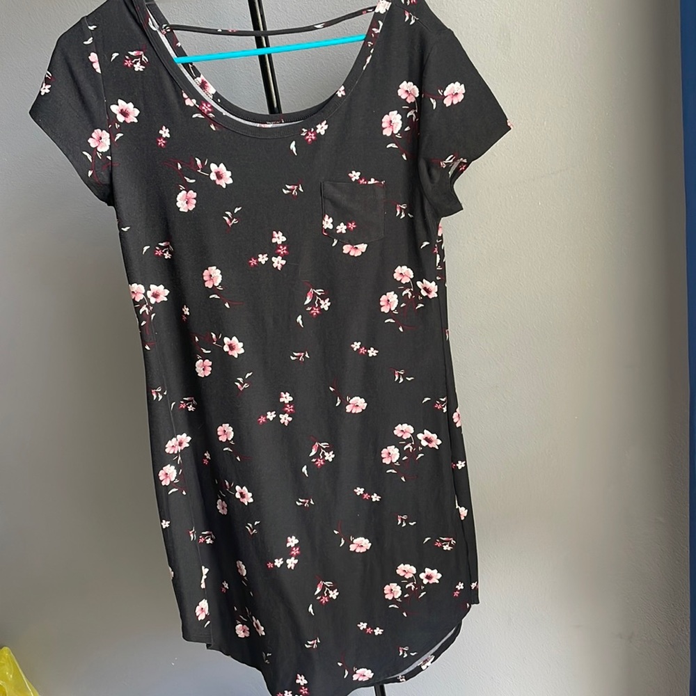No boundaries short sleeve dress size large